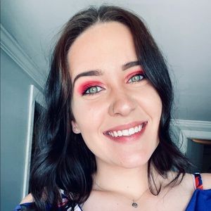 Meet your Posher, Ashlee